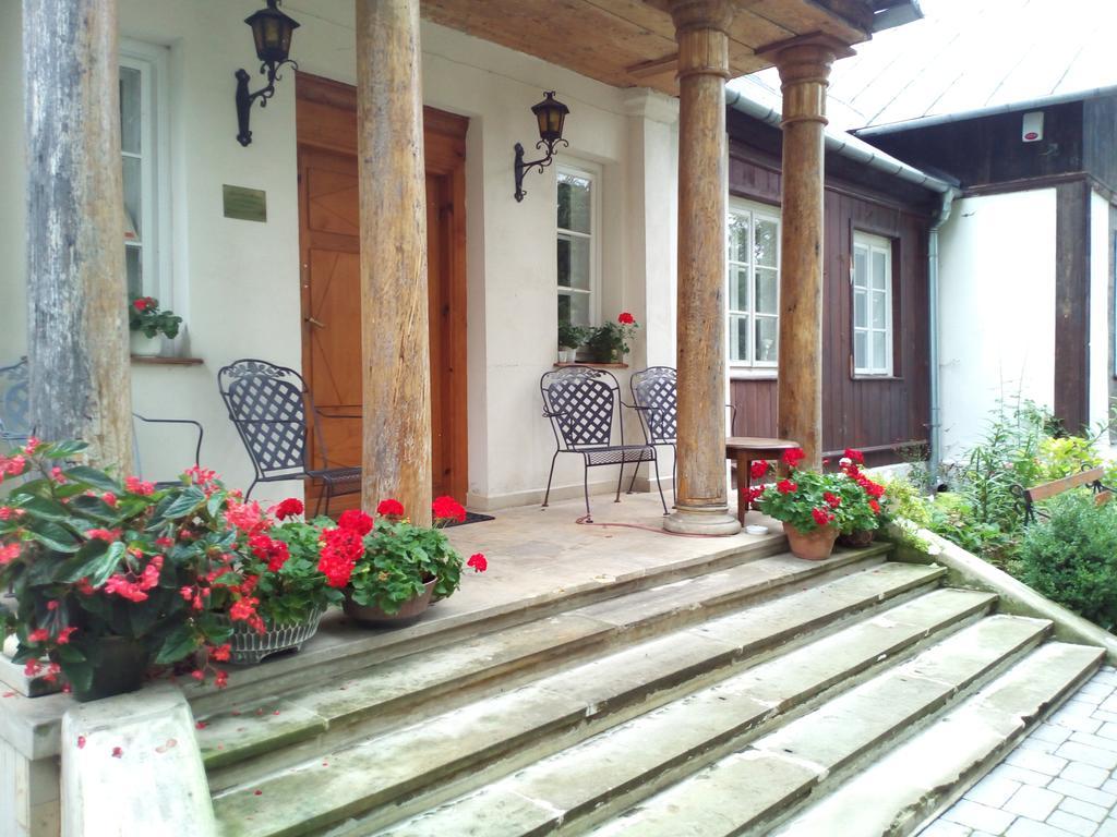 Dworek Ojca Mateusza Sandomierz Exteriör bild